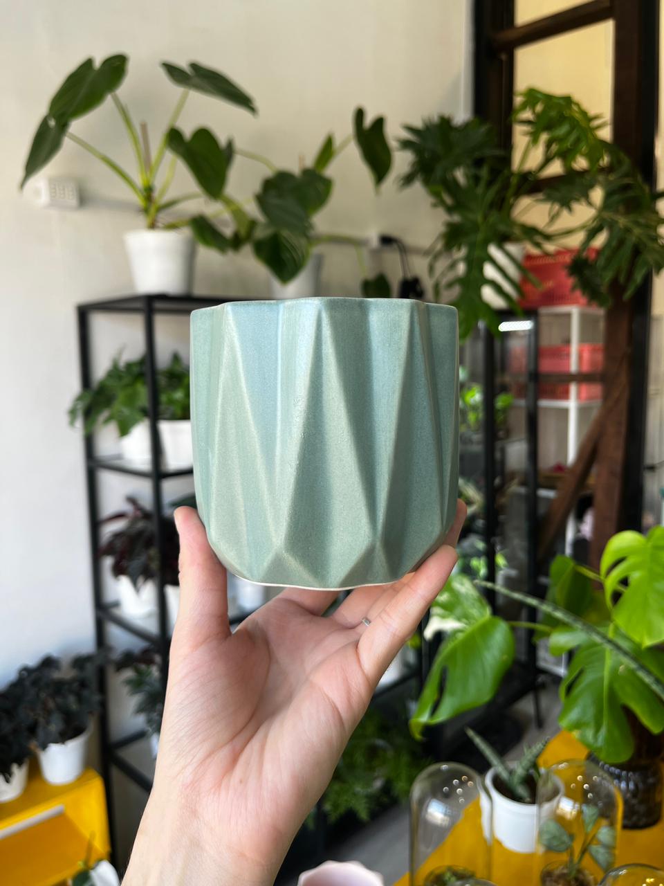 Macetero cerámica con tapón y drenaje